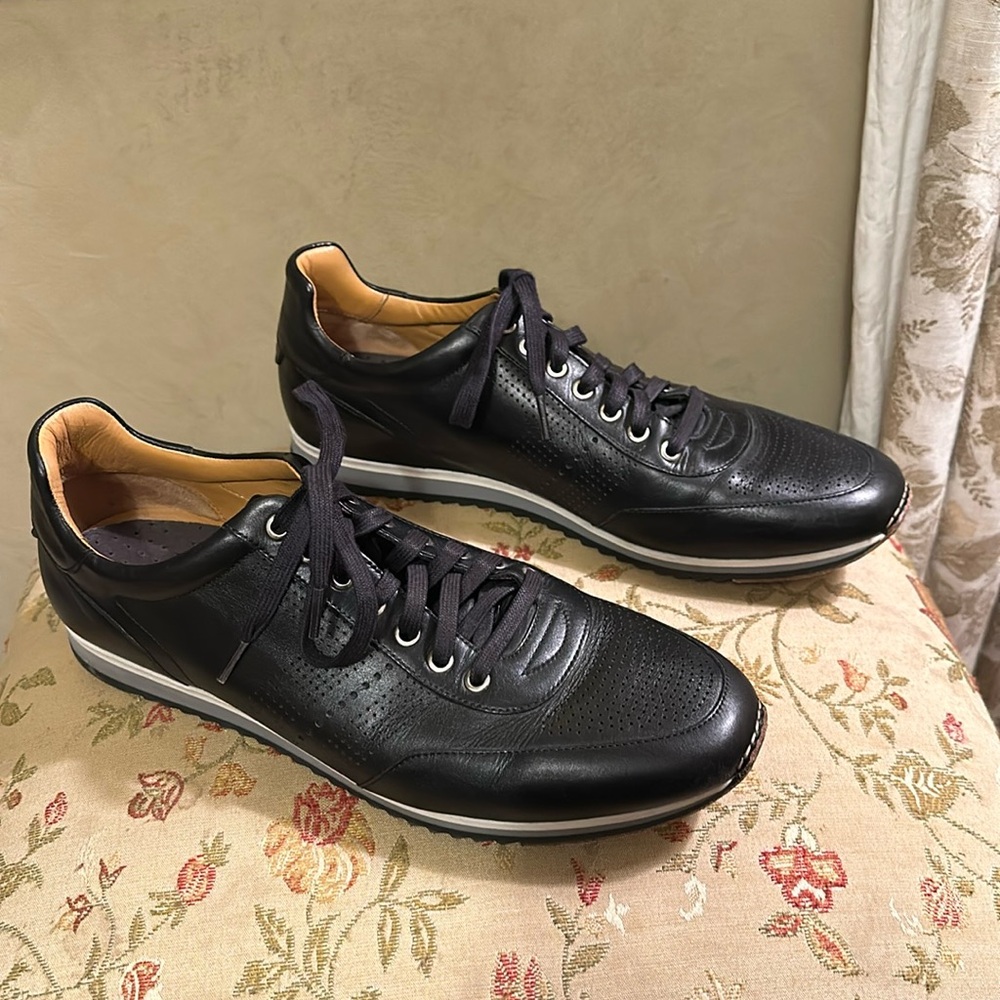 Magnanni mens black leather sneaker 11M